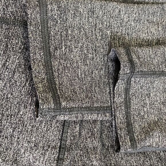 Women's Victoria's Secret VSX  Capri Knockout Heathered Gray Size S/P - Picture 6 of 6